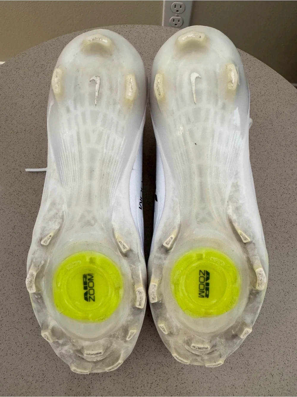 Nike Vapor Pro 1 Football Cleats Size 6